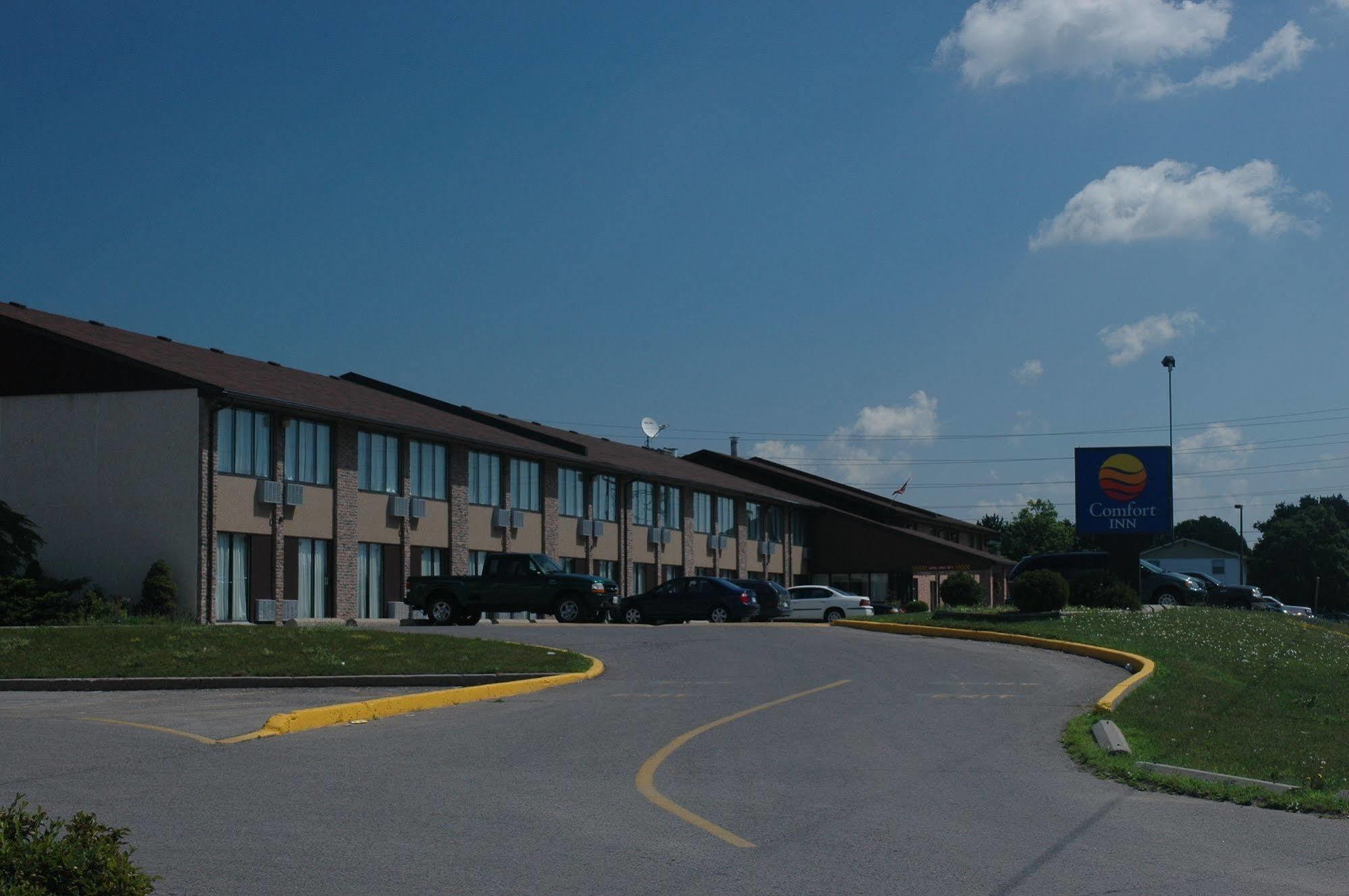 Comfort Inn Belleville Exterior foto